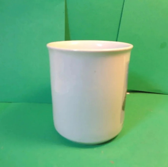 Elvis 1935-1977 Coffee Mug, Gift Creations Inc. (Used/EUC) - Picture 2 of 5